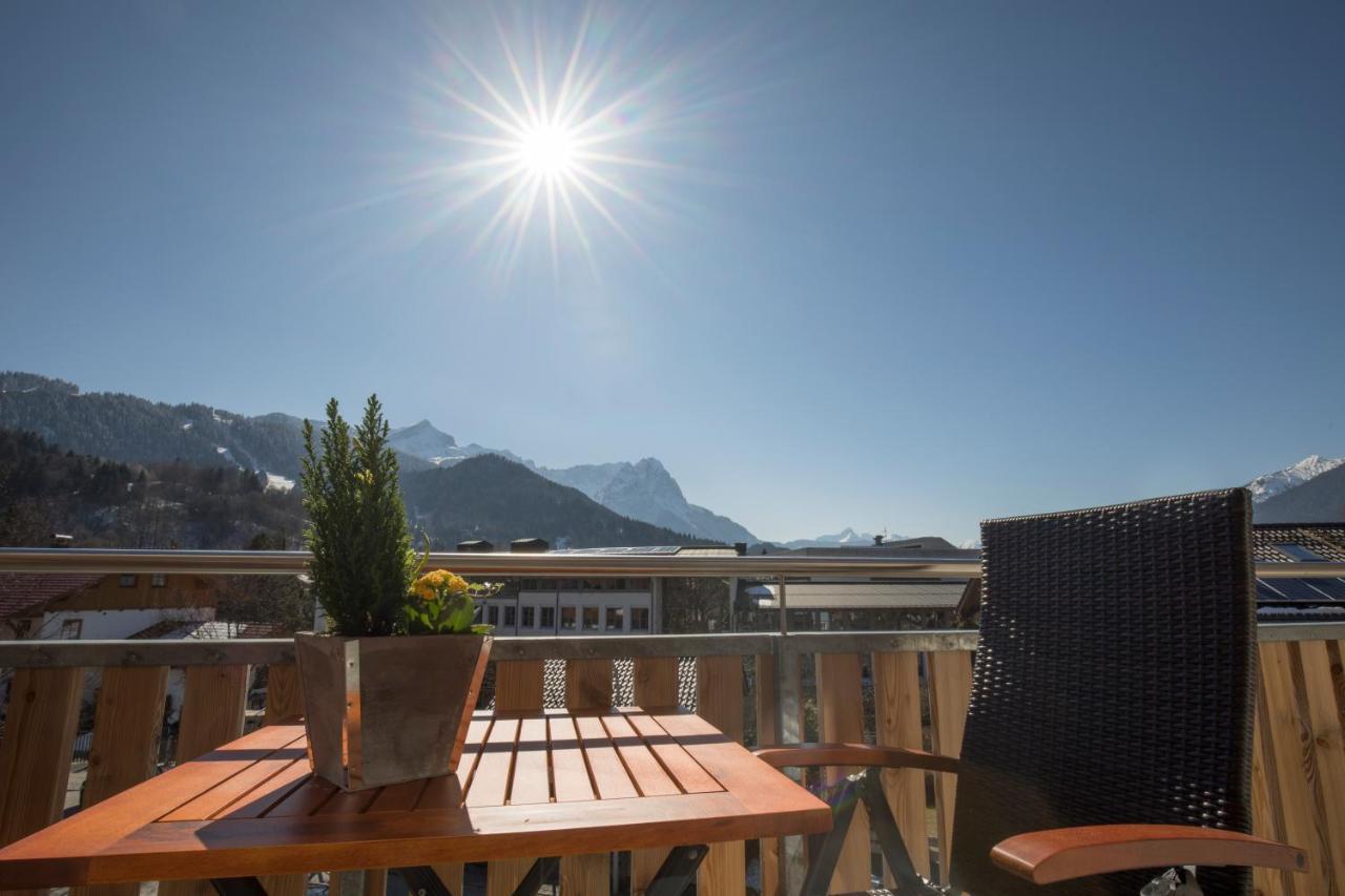 Alpentraum Apartment Garmisch-Partenkirchen Ngoại thất bức ảnh